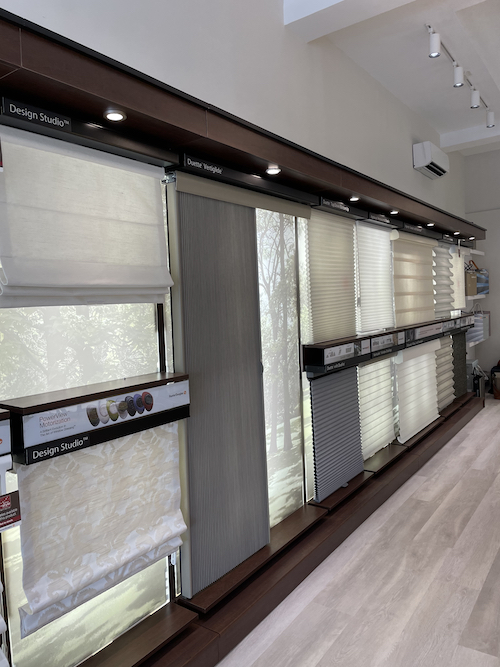 Hunter-Douglas-gallery-dealer-showroom